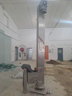 200kg Pfizer Emmer Hyser / Bucket Elevator for Sale (014277)