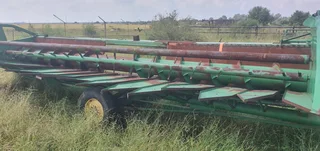 John Deere Sunflower Header For Sale (014349)