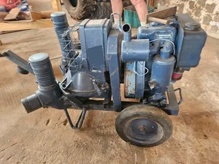 Mobile Lister Water Pump / Pomp for Sale (014439)