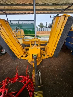 McConnell Swaar Diens Rotary Grassnyer / Mower For Sale (014463)