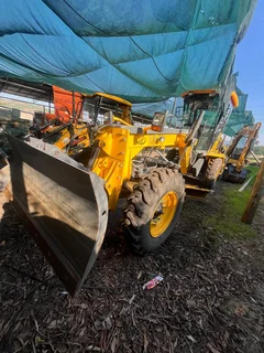 Mahindra Roadmaster G90 Swaar Diens Pad Skraper / Grader For Sale (014533)