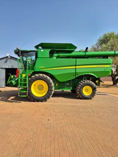 John Deere S770 Stroper / Combine Harvester For Sale (014566)