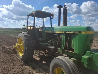 John Deere 4440 For Sale (014593)