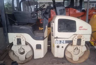 Ingersoll Rand DD24 Asphalt Vibrating Drum Roller For Sale (014620)