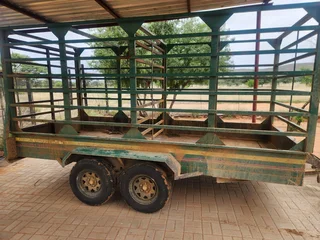 4m Platinum Trailers Beeswa / Cattle Trailer For Sale (014655)