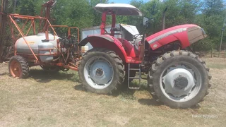McCormick C 95 Max High Clearance Trekker / Tractor with Jacto Spuit / Sprayer (014674)
