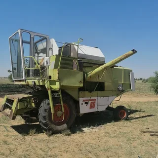 Claas Dominator 66 Stroper / Combine Harvester (014677)