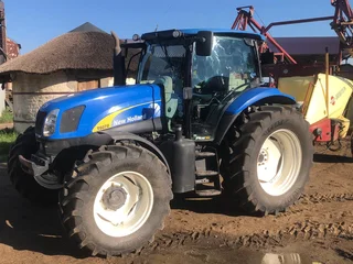 New Holland T6070 Trekker / Tractor for Sale (014801)