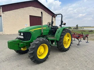 John Deere 5625 4x4 Trekker / Tractor for Sale (014819)