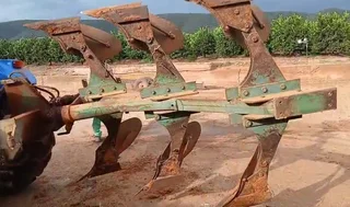 3 Skaar / Shear Deere Omslag Ploeg / Tillage Plough for Sale (014912)