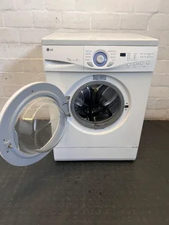 A56558-LG 7kg Front Loader Washing Machine (WD-80134T) - Nano Silver- A56558