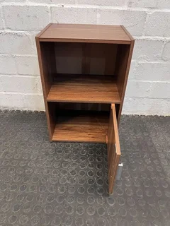 Walnut Patterned Wooden Side Table with Cabinet (Width: 36cm)(Height: 55cm) - PRICE DROP- A51324