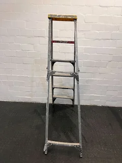 Aluminium Folding Work Ladder (with Paint Marks)- A50166