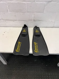 Cressi-Sub Rondine X-Rubber Diving Flippers- A51372