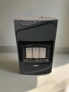 Compact Salton Gas Heater – Sleek Black, Efficient & Reliable- A55486
