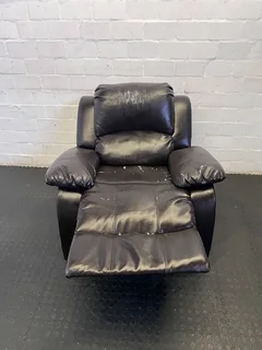 Pre-Loved Dark Brown Recliner Chair - Needs TLC- A56458