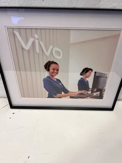 Framed Professional Vivo Office Photo - Sleek Black Frame- A55361