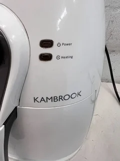 Kambrook White Electric AirFryer- A51433