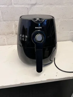 Philips Black Air Fryer – Healthy Cooking with Minor Scratches- A54326