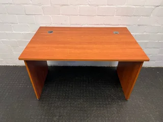 Wooden Office Desk with Scratches (Width: 120cm) (Height: 71.5cm)- A50159