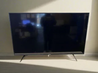50&#34; Hisense Smart TV with Remote – Excellent Condition- A55103