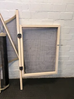 Foldable Black Mesh Screen with Wooden Frame for Patio Use- A53952