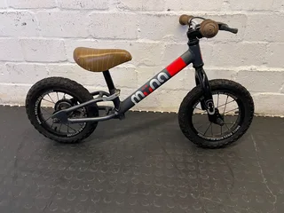 Muna 12″ Kids Balance Bike – Rear Hand Brake, Pneumatic Tyres- A55393