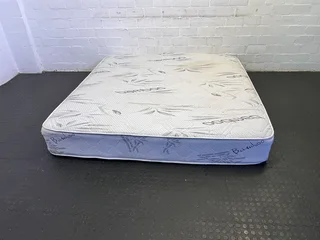 Comfortable Bamboo King Mattress – Good Condition, Minor Signs of Use- A53218