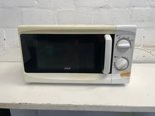 Aim 20L Microwave (SMO 2002 S)- A45818