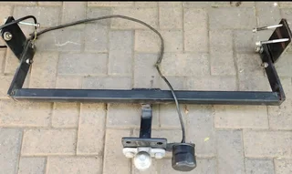 2019 Renault Clio towbar for sale with harness and plug