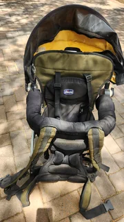 Chicco baby carrier for sale in excellent condition