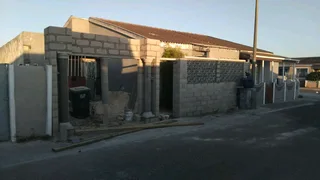 Bricklayer available