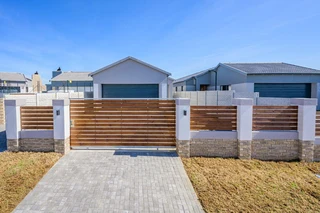3 Bedroom House for Sale in Parsons Ridge