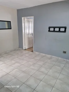 One bedroom cottage for rent in bloubosrand
