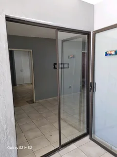 2bedroom cottage for rent in bloubosrand