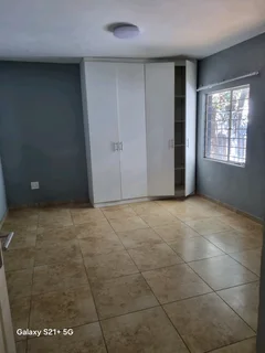 2bedroom cottage for rent in bloubosrand