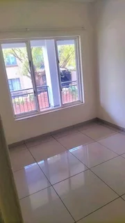 A room with it own bathroom for rent in bloubosrand R3800