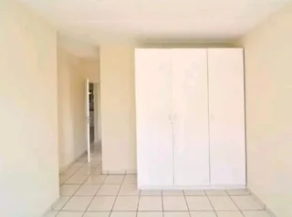 A room with it own bathroom for rent in bloubosrand R3800