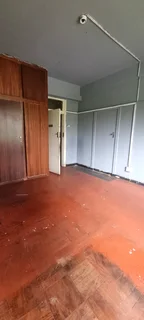 A room for rent in yeoville Johannesburg