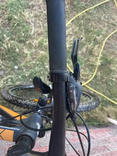 Avalanche reflex mountain bike