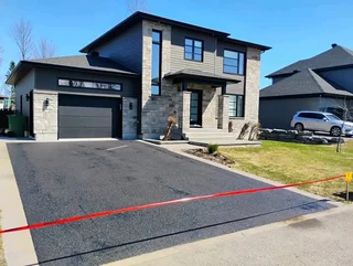 TAR ROADS N DRIVEWAYS