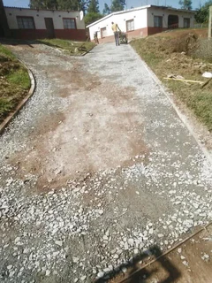 TAR ASPHALT PAVING DRIVEWAYS