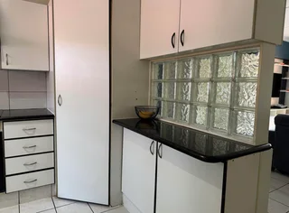 Ground floor 3bed 2bath apartment to rent in North