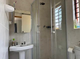 Ground floor 3bed 2bath apartment to rent in North