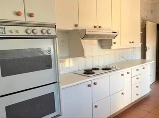 5bedroom house to rent in KensingtonB Randburg