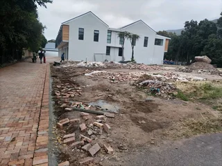 Wheatstone full brick pavers fix and supply&#64;290/m2