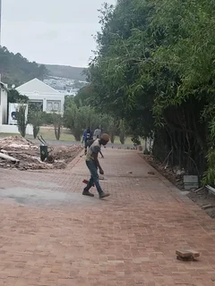 Wheatstone full brick pavers fix and supply&#64;290/m2