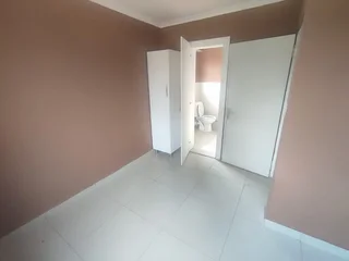 3 rooms to choose from to rent Cosmo City x3 - available immediately