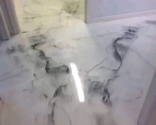 specialise in decorative walls and floors finishes