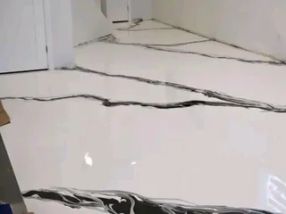 specialist in decorative walls and floors finishes